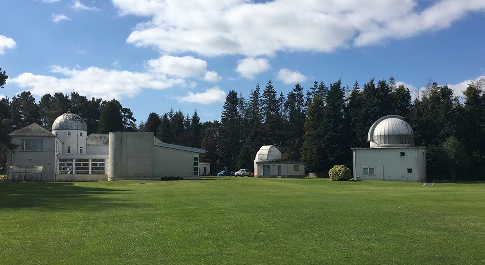 welcometofife's tweet photo. the longer nights are perfect for star spotting and #StAndrews Observatory are holding an opening event tonight - Observatory Director Aleks Scholz will lead  the tour and talk about the life of an astronomer in St Andrews,. It's part of #StAndPhotoFest https://t.co/Vx25FEoNjl https://t.co/hWpSOdjshD