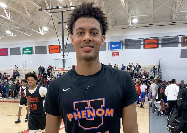 ny2lasports's tweet photo. NY2LA NEWS AND NOTES https://t.co/j5NDNhbDj2 @ny2labasketball @NY2LASPORTSLIVE @ACNY2LA @MidwestHoopsSL @PHILLL414 @ThreatHoops @414BClay @BigSreed #FLORIDA #FSU #DUKE #MISTATE #ARKANSAS #KANSAS #MINNESOTA #PEPPERDINE #UWM #PITT #BUTLER #UCONN #UNC #NCSTATE #KSTATE #CYCLONES ETC. https://t.co/MokPQCniM7