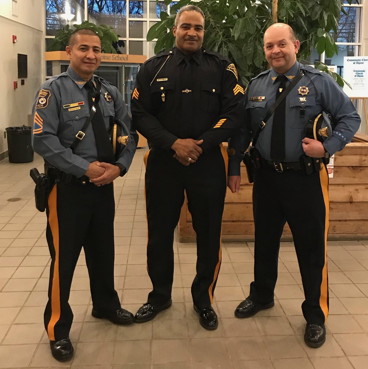 ParkwayPolice's tweet photo. #parkwaypolice #alpinepolice #ThinBlueLine https://t.co/3qQN6bYMia