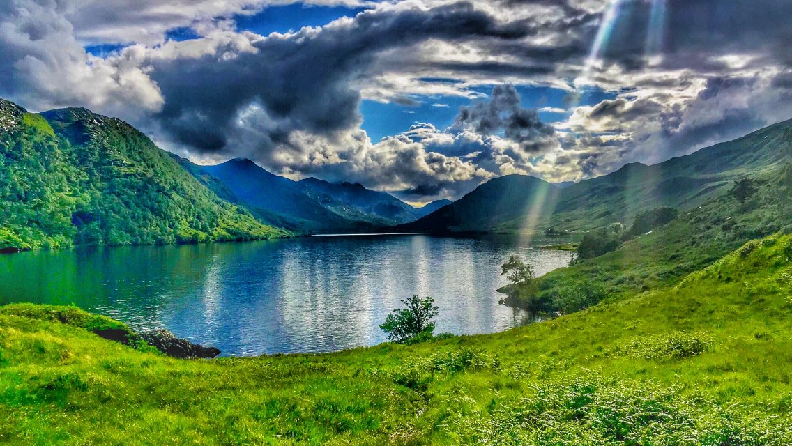 The beautiful Loch Arkaig In the wonderful Glen Dessarry💙x
@TisoOnline @TGOMagazine @TrailMagazine @VisitScotland @harveymaps @OrdnanceSurvey #locharkaig #glendessarry x