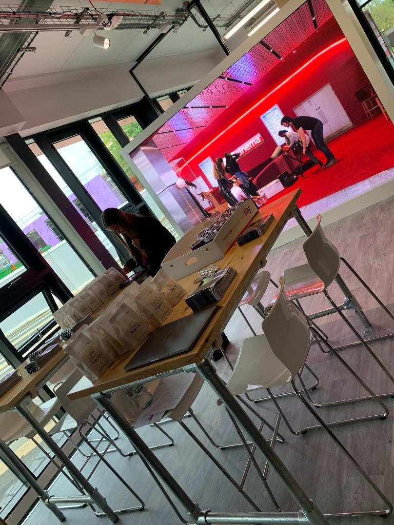 EarlyCareersSky's tweet photo. Bringing our family to you. At the @UWECareers #EmployersFair, the real action is closer than ever with Sky Central at our fingertips. #ActionOffScreen #LifeAtSky
Want to make the first step on your career path? Join us. https://t.co/feMeHuiMf6 https://t.co/R4adqmH3k2
