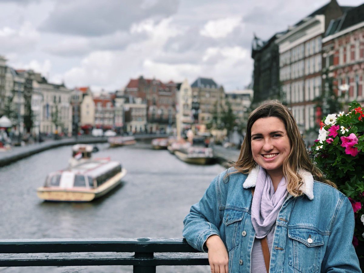 LearningEnt's tweet image. Today we are introducing our second UC Berkeley Campus Director!

Laura McFarland is a junior at UC Berkeley studying Environmental Policy and Management with an emphasis in U.S. Environmental Law.
facebook.com/76807036193/po…