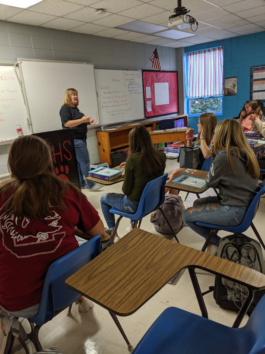 kimberleyt7727's tweet image. So excited to have Chrissy Griffith from Help Inc. presenting a workshop for our females about healthy relationships. 
#MTSS #twotypesofpeople #MHSpanthers 
@RyanDMoody1 @hrwilliamson77 @StephanieMLowe1