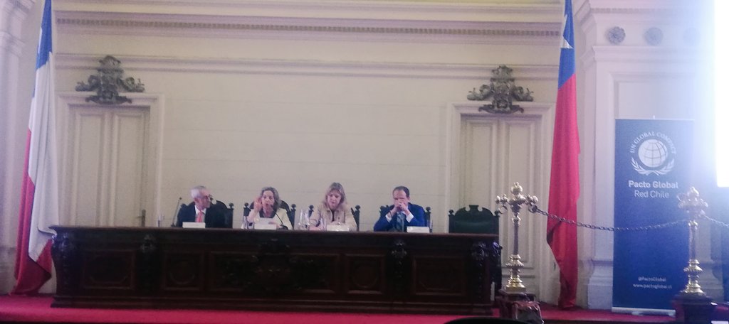🔴Ahora|  participando en panel del seminario Comunicación Pública para los #ODS #ComunicaciónODS de <a href="/mcpc_unav/">MCPC_UNAV</a> y <a href="/PactoGlobal/">Pacto Global Chile</a>. ▶️Puedes verlo vía streaming en  puntoceroconsultores.cl/comunicacionod…