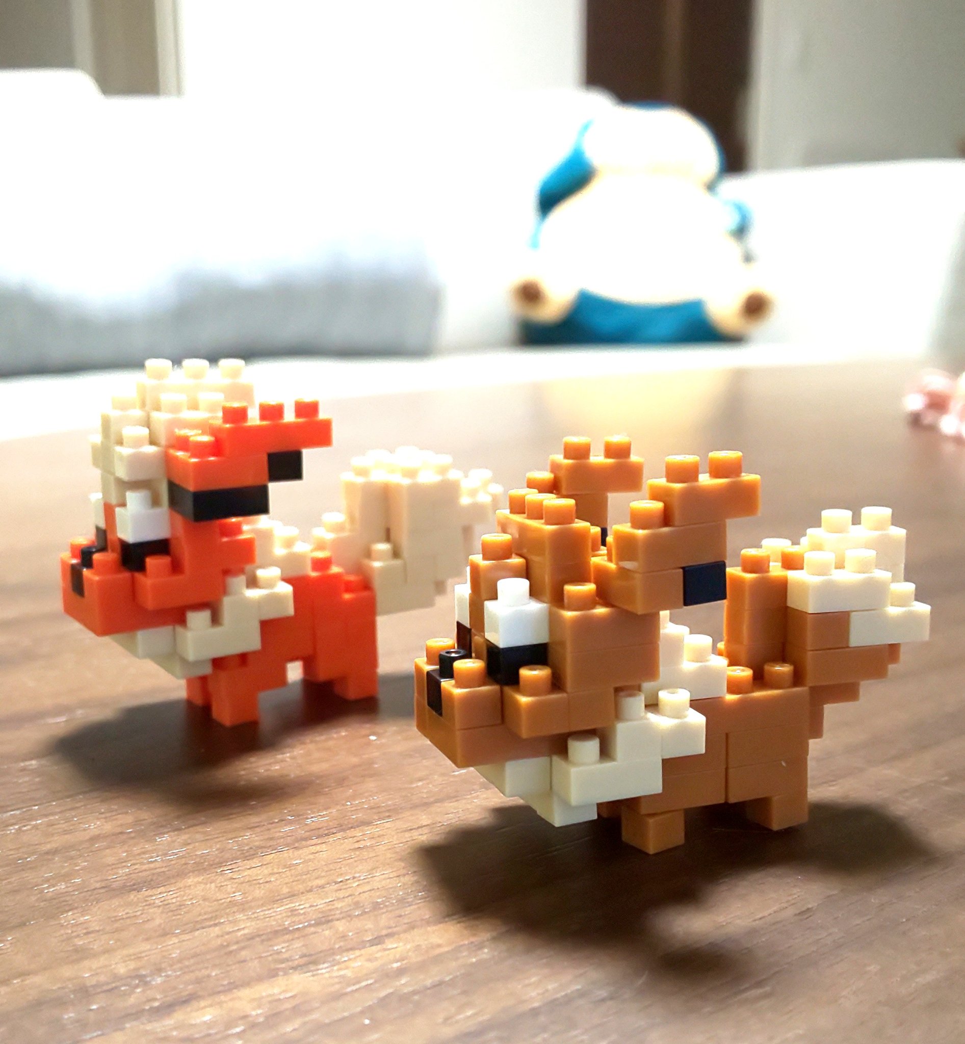 Burokko ﾌｨﾘｱ 友達に貰ったポケモンのナノブロックで イーブイちゃんとブースター作りました 作り方からだいぶ 改造してしっぽと身体に ボリュームを持たせて可愛くなりました T Co Sv4dwk8xvb Twitter