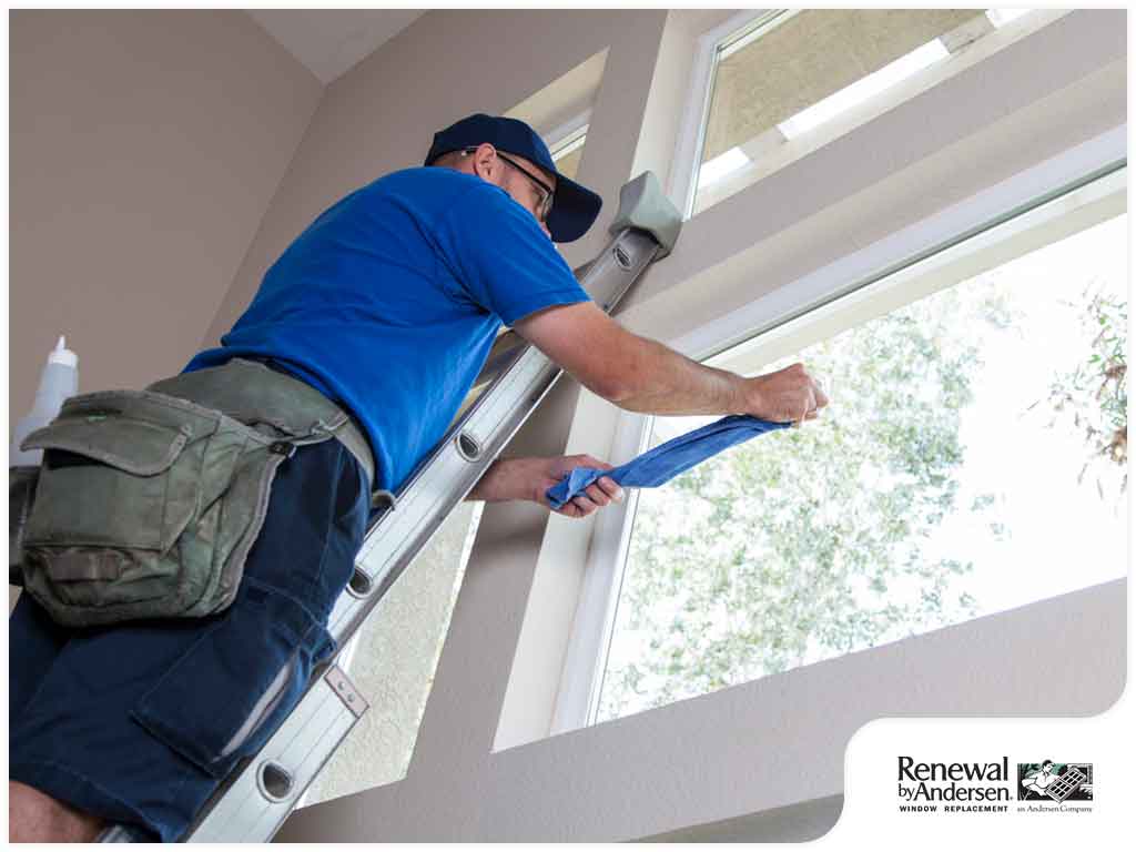RbADesMoines's tweet photo. Keep high windows clean with these easy tips from our pros at Renewal by Andersen® of Des Moines. https://t.co/6ofcAg52PX https://t.co/4zX9NP8Eg8