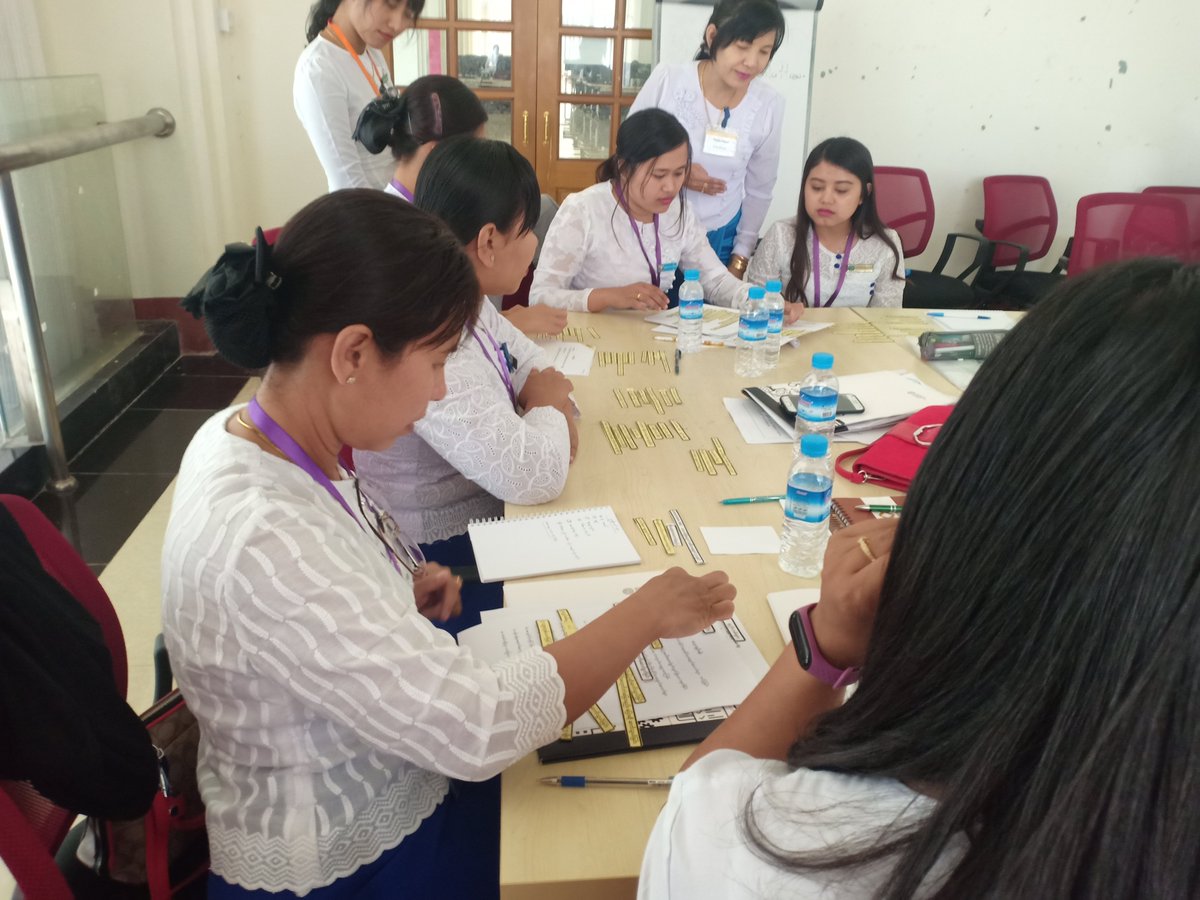 Research services provide parliamentarians with impartial &amp; timely information to help them make decisions. 📑

WFD &amp; <a href="/commonslibrary/">Commons Library</a> staff supported members of the Research Services of the national assembly of #Myanmar to train their colleagues at the state and regional level.