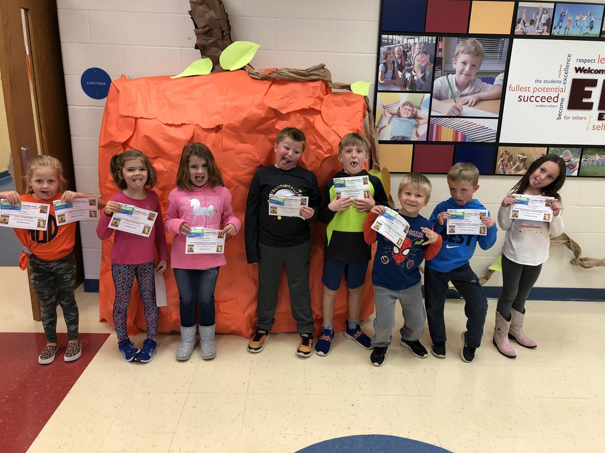 EldaPrincipal's tweet photo. 200 Club Winners! These students are being recognized for excellence in Secon Step Skills, such as Empathy, Problem Solving, Skills for learning! Elda would also like to recognize all of our 200 Club Winners from 1st Quarter! https://t.co/1eqCNO6WzT