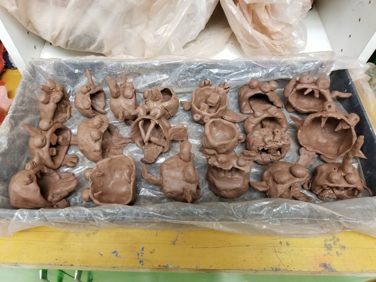 MsGallagherWES's tweet photo. Inspired by Halloween, 2nd grade artists are creating clay monsters at WES! #WorkInProgress #wesart #wayne #arted #artmatters #monsters #halloweenart #clay #art https://t.co/HXTFVjkn1Y
