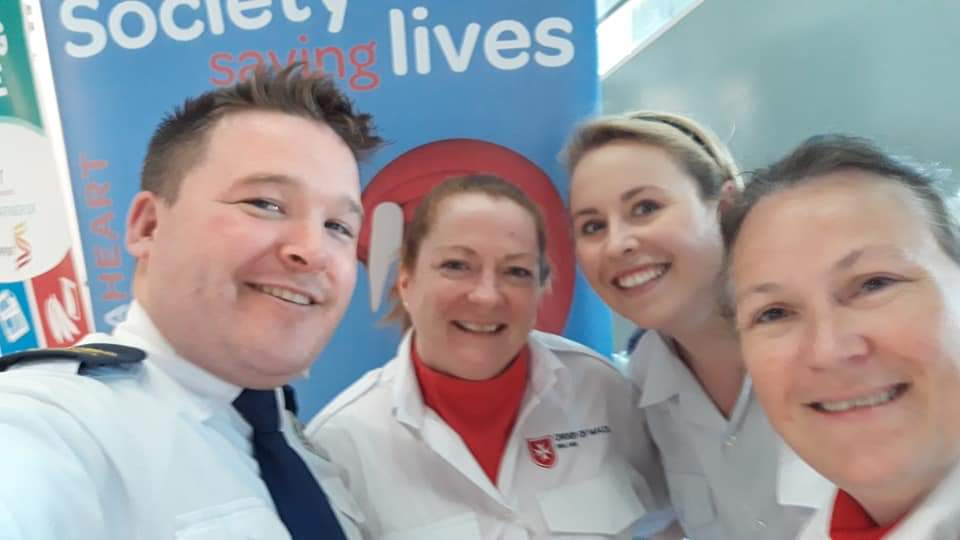 OrderofMaltaIRL's tweet photo. Well done to our volunteers from Shannon who today were in @ShannonAirport alongside @AmbulanceNAS and @irishredcross to promote #RestartAHeartDay and CPR awareness.
#Adamsgift19 #savinglives #touchinglives #changinglives https://t.co/jIQCyTC10Q