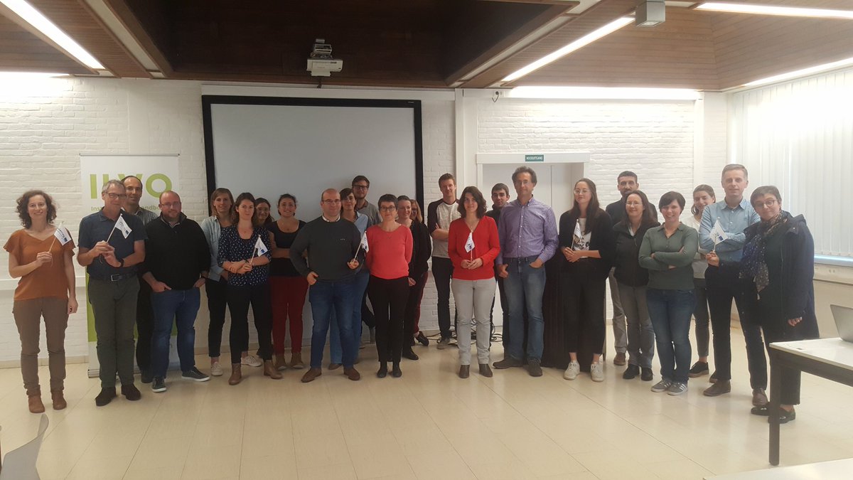 LeVndaele's tweet photo. Réunion collègues @ILVOvlaanderen @InstitutElevage @B_Rouille_Idele discuter nos recherches communes #PROTECOW @INTERREGTweets https://t.co/TA0jKtTYxp