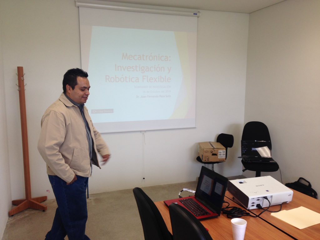 dsiclerma's tweet photo. Iniciando la conferencia de Mecatrónica: Investigación y Robótica flexible en la @UAM_Lerma por los seminarios del #sic2 https://t.co/Hj7swoJyGG