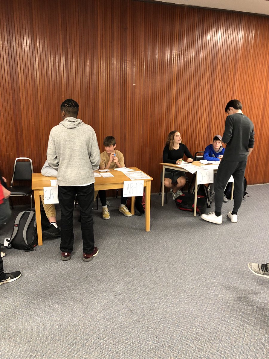 Poll Clerks in action ⁦<a href="/LaSalle_LDSB/">La Salle Secondary</a>⁩  #studentvotecanada ⁦<a href="/LimestoneDSB/">Limestone District School Board</a>⁩
