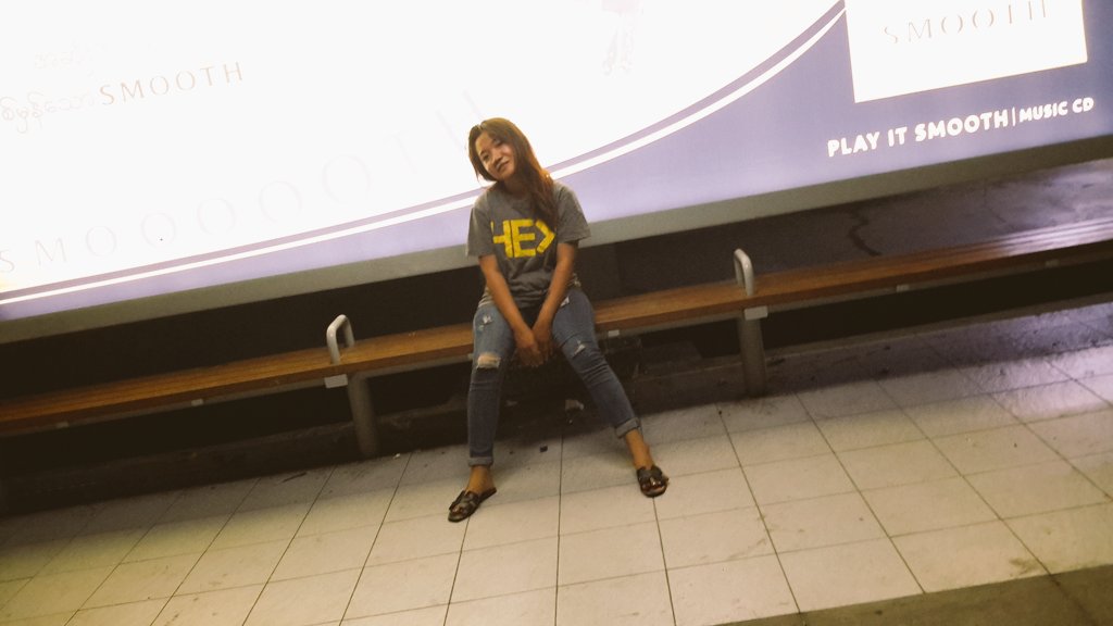 naysoe4jigsaw's tweet photo. @rosylovenaw Ha Ha 😂 https://t.co/i6bDT6Pxse