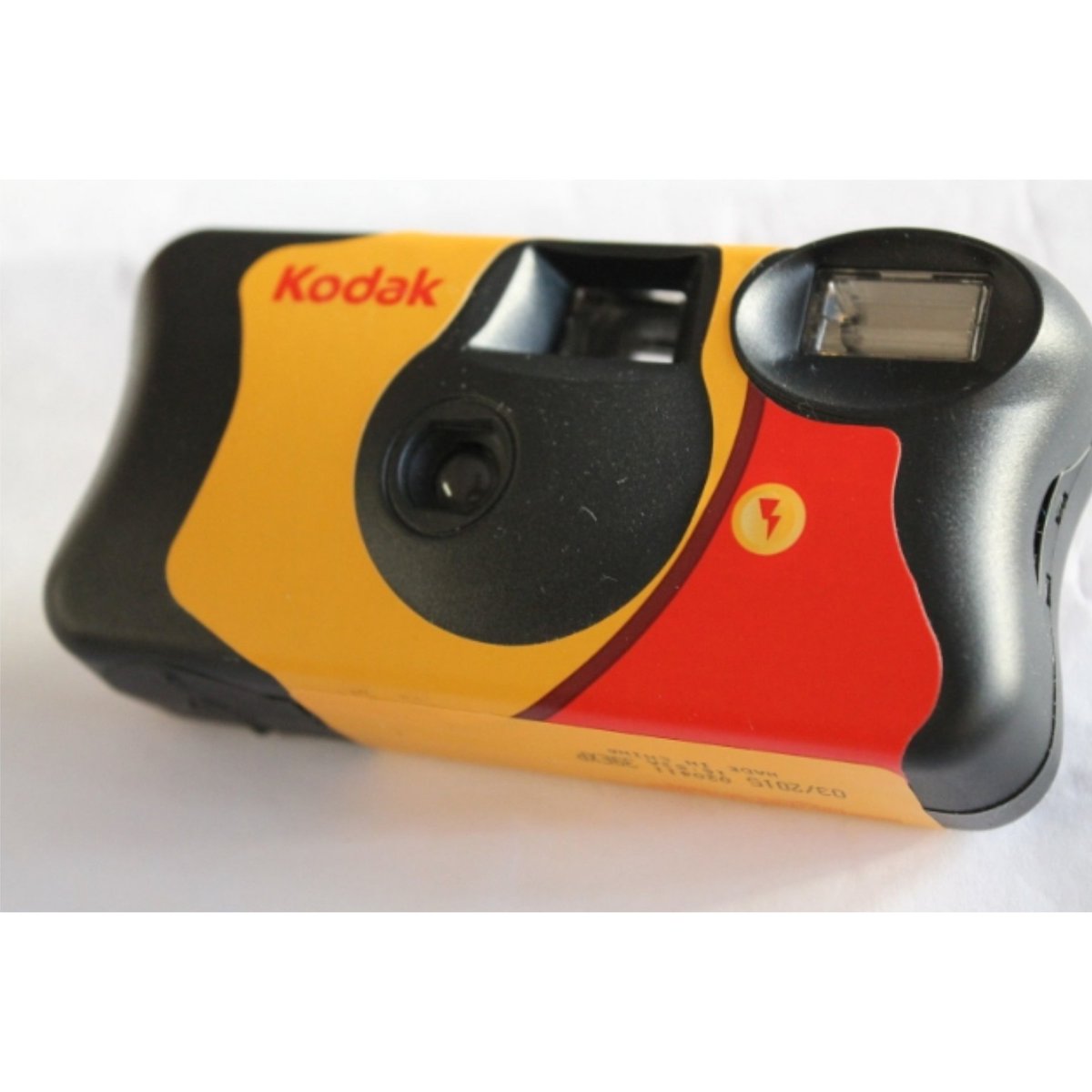 mayama38's tweet photo. #MonSouvenirDesAnnées2000
Les appareils photo jetables,  avec lesquels il fallait attendre une semaine pour voir le résultat des photos ! https://t.co/jrDiBfd6xE