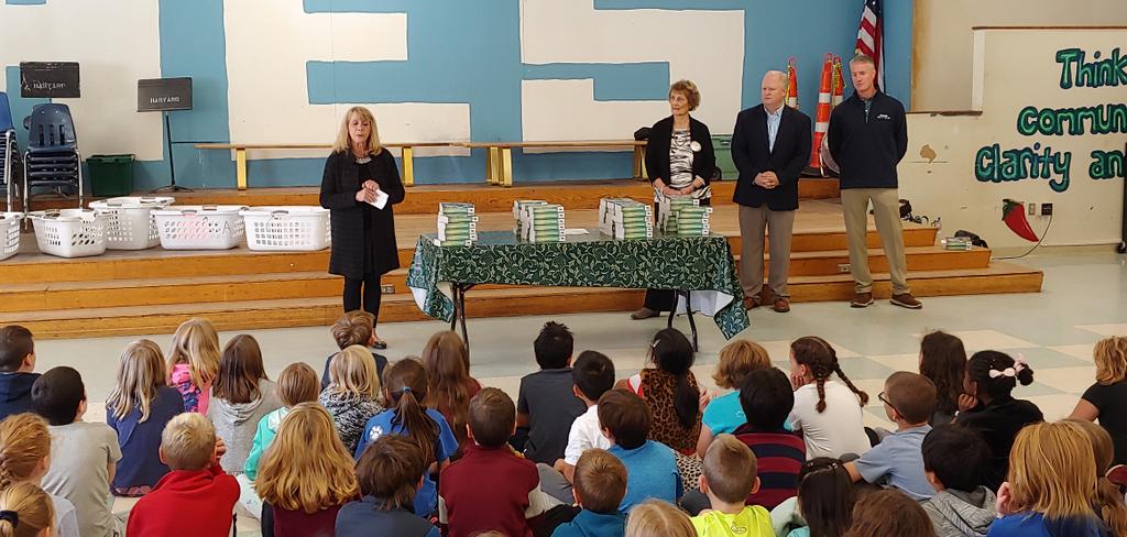 HildrethHarvard's tweet photo. Thank you to the Rotary club for donating dictionaries and world maps to our third grade students. https://t.co/g9TMVd0vqr