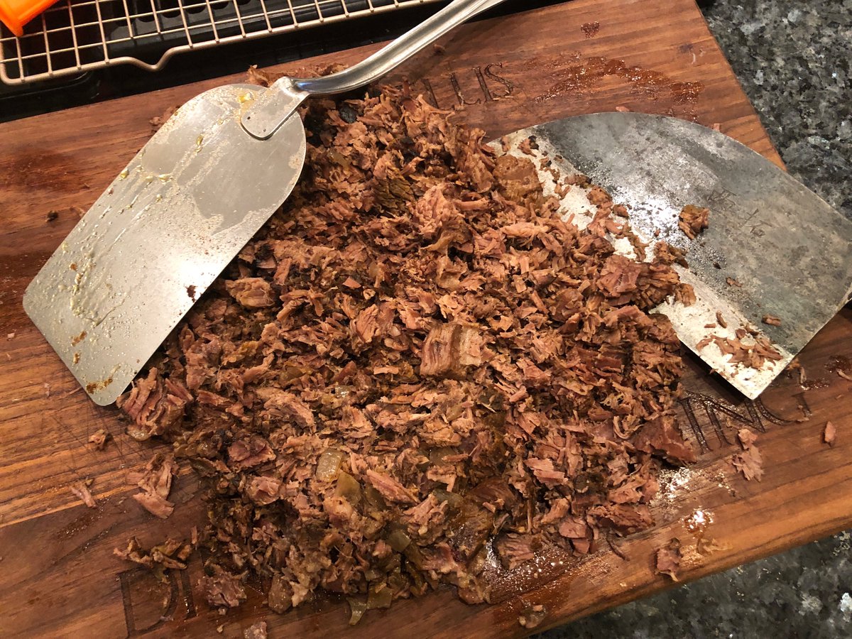 jerseyl87111076's tweet photo. We love making Cow cheek #meat for #TacoTuesday #taco #TacoNation #cheflife #WednesdayThoughts #HumpDayHappiness #great #BillboardNews #OctoberVibes @mensnighttocook @bobbyraysbbq https://t.co/ErbECTS1a8