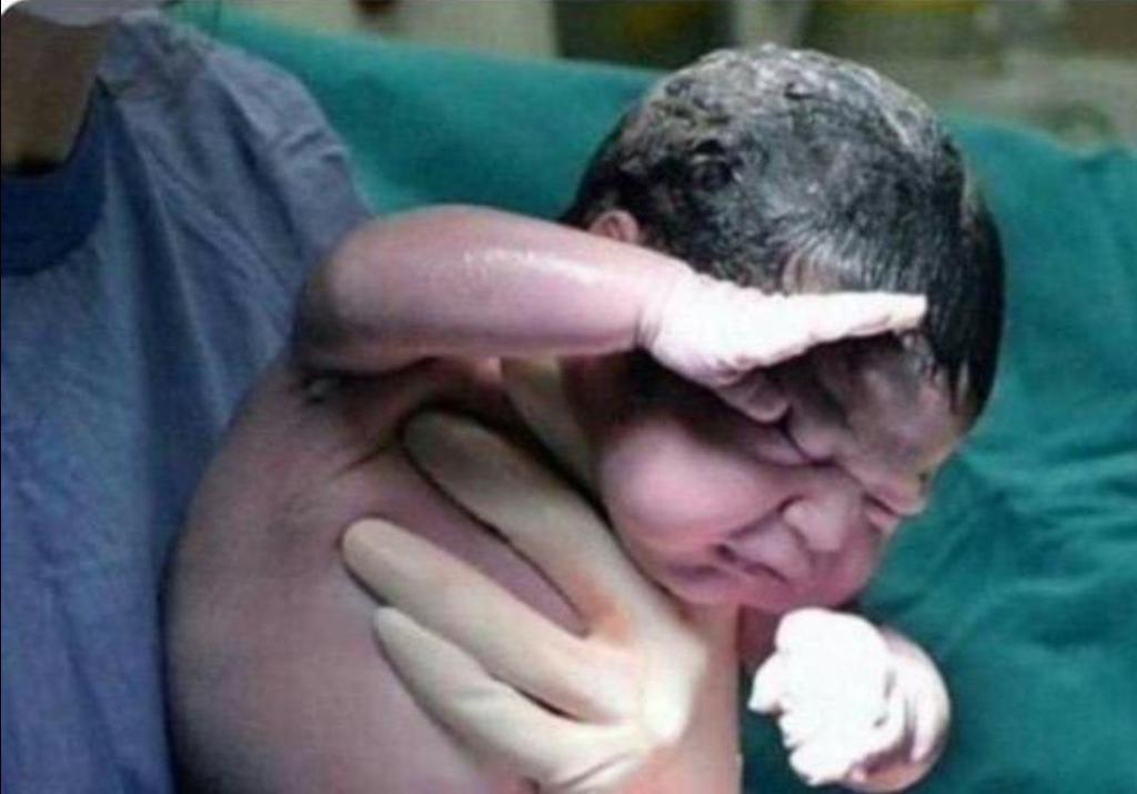 @CESUR_CIVCIVV @38_sadeceNur Yeni doğmuş bir bebekten asker selâmı