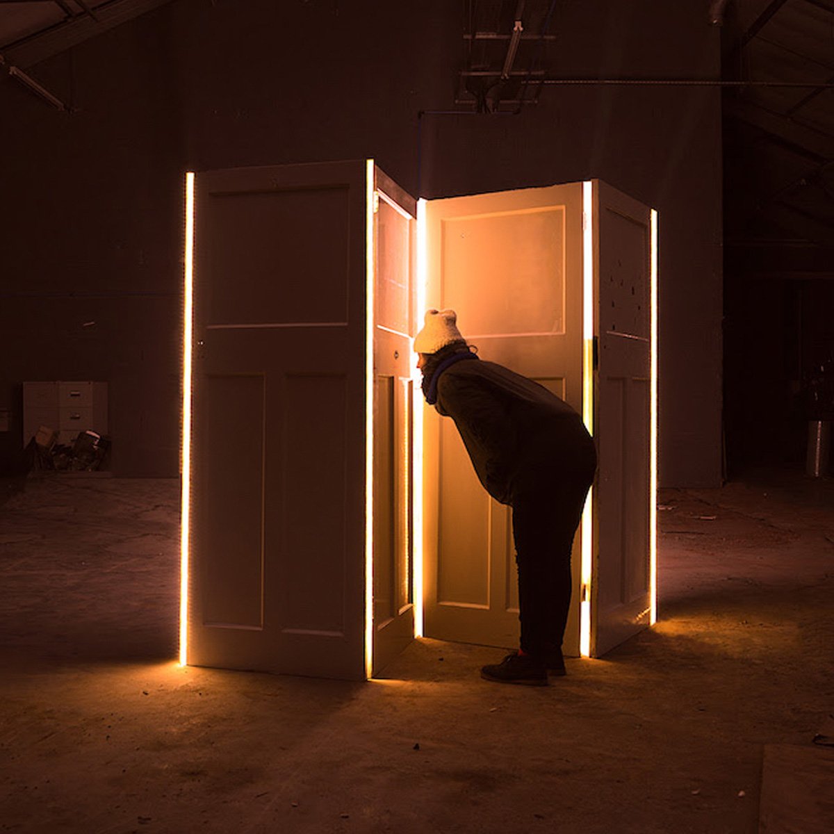 Curio, a new light installation by Savinder Bual, Elena Blanco and local residents, will open on Friday 25th and Saturday 26th October at Gainsborough Square in #Lockleaze, #Bristol.

Peer into its doors and discover stories from the local community and neighbours. #VASW