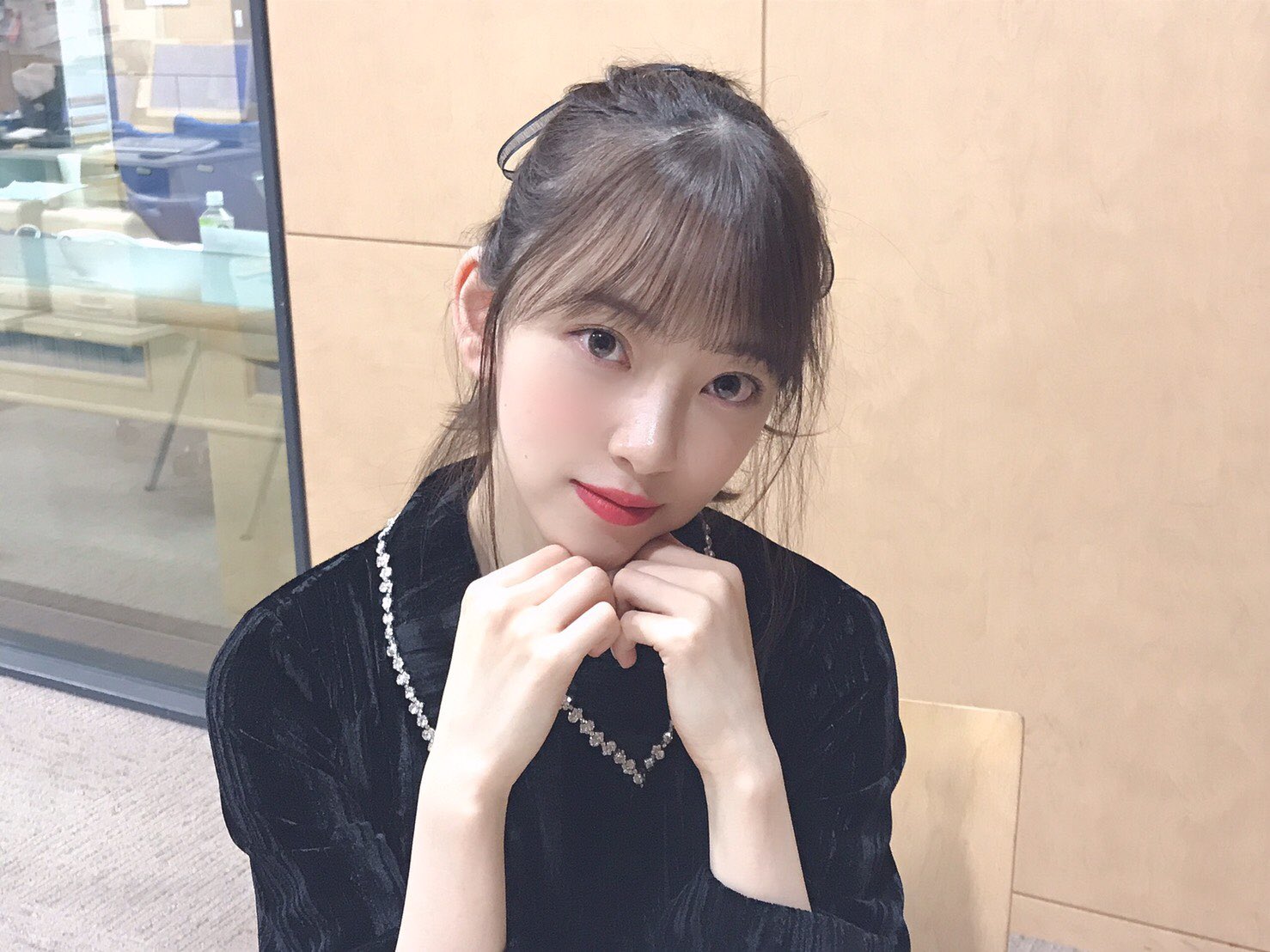 堀未央奈　写真集、生写真、その他まとめ売り 堀未央奈1st写真集「君らしさ」【公式】 (@miona_book) / X