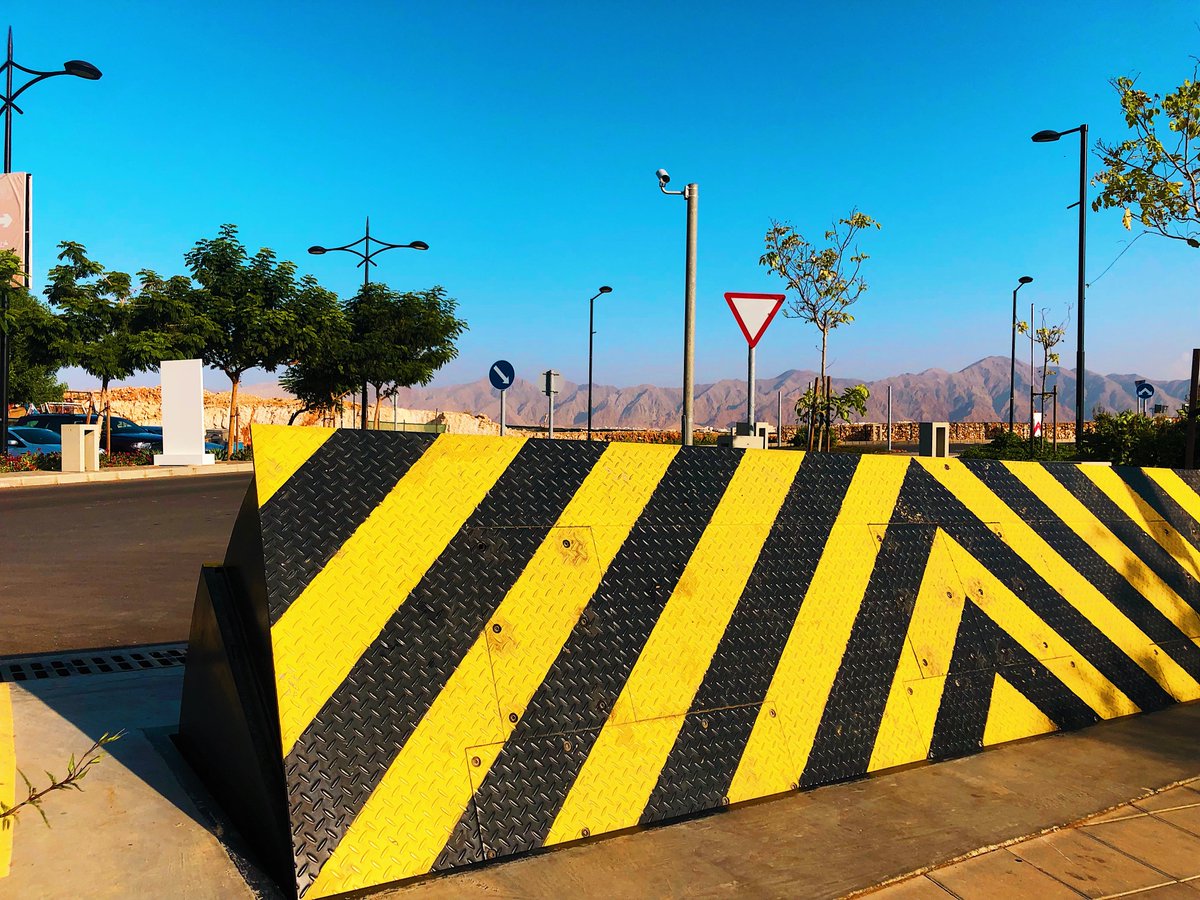 FrontierPitts's tweet photo. Blocking the threat of Hostile Vehicles with our #Terra #Blockers #ImpactTested to #IWA14 & #PAS68
https://t.co/6AQwCmLEwq https://t.co/lqEXt61FyP