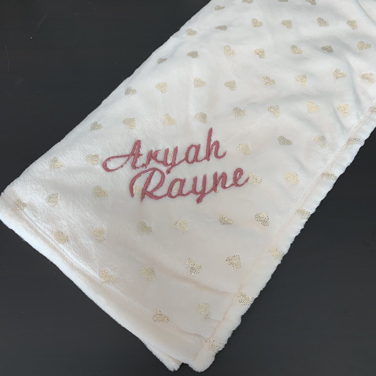 alealalidpe's tweet photo. 💕💕💕 

#Onesies #PerfectGift #DigitalPrinting #Alealali https://t.co/jRN5Bdb4at