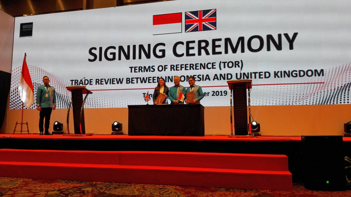 Pelaksanaan kajian ini bertujuan untuk memetakan hubungan dagang dan mengidentifikasi sektor-sektor utama dan potensial yang dapat ditingkatkan #IndonesiaInggris. #TEI2019 #GenjotEkspor