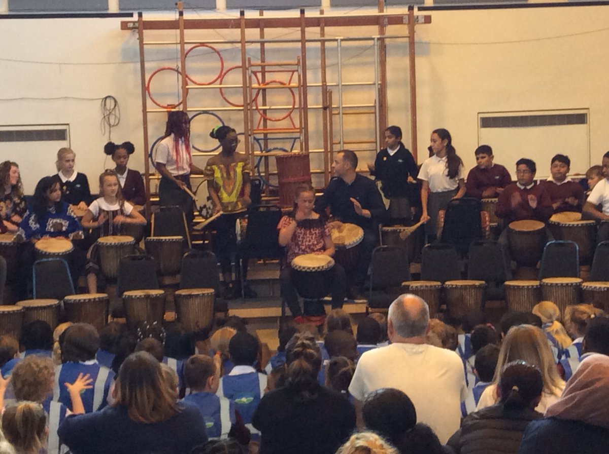 downsviewcroyy1's tweet photo. Year 6 bring down roof! Fabulous drumming #BlackHistoryMonth2019 #BlackHistoryMonthUK https://t.co/8ahaRm00br