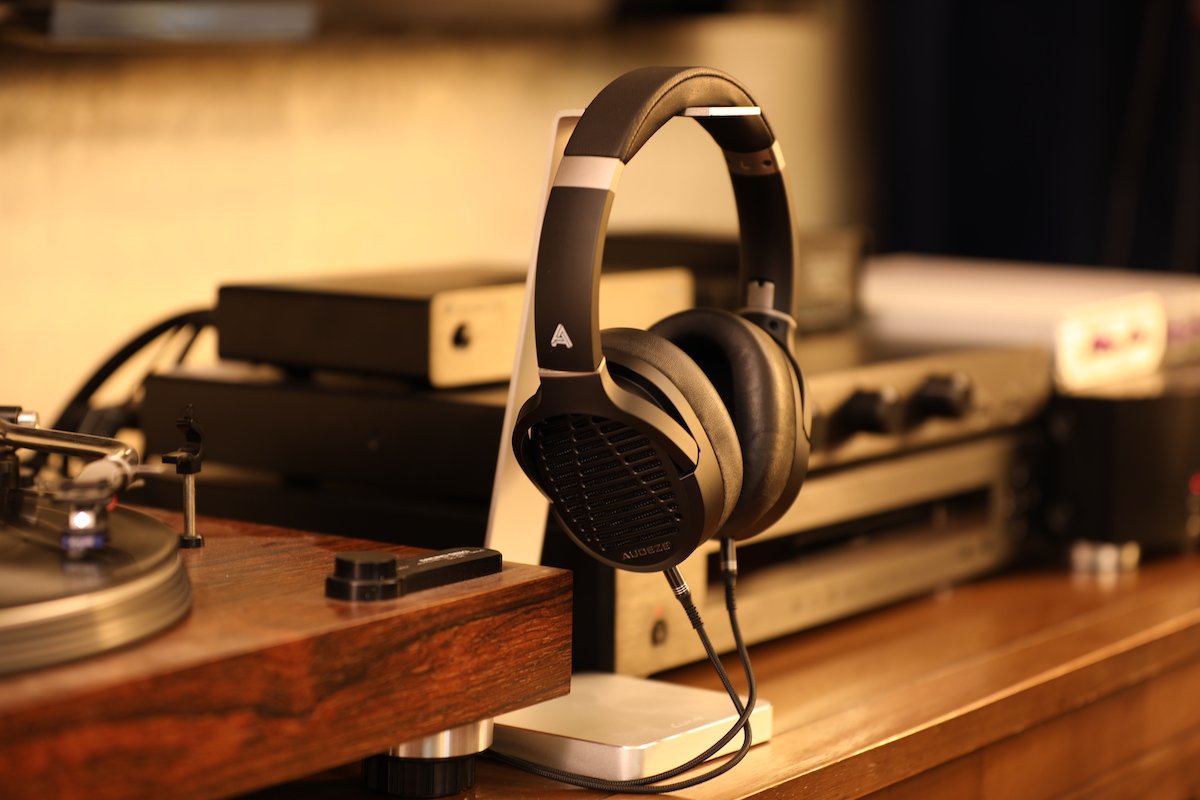 Audeze tweet media