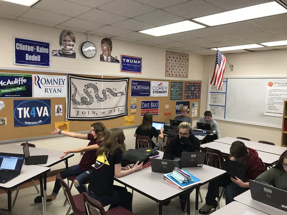 MrGardenWBMS's tweet photo. 8th grade Civics students collaborating to simulate the committee step in the legislative process.  Creating and editing their own pieces of legislation to solve important issues at the federal, state, and local level.  Presentations, debates, and voting starts tomorrow! @WBMS5 https://t.co/0xaJOCbiGR