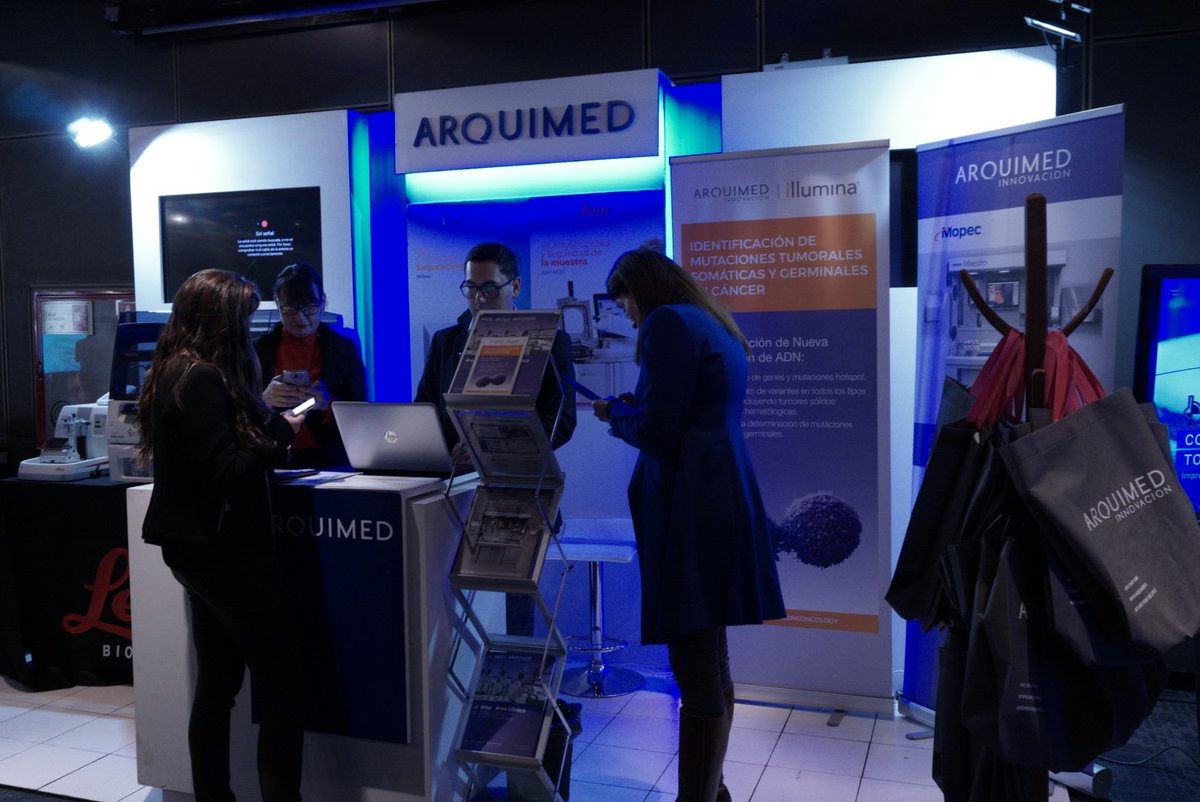 SCHAPCHILE's tweet photo. Queremos aprovechar el primer coffee break para agradecer a los auspiciadores y patrocinadores de #CongresoSCHAP2019, y también a las empresas que estarán presentes con sus stands durante estos días https://t.co/BPMCkrfaBT