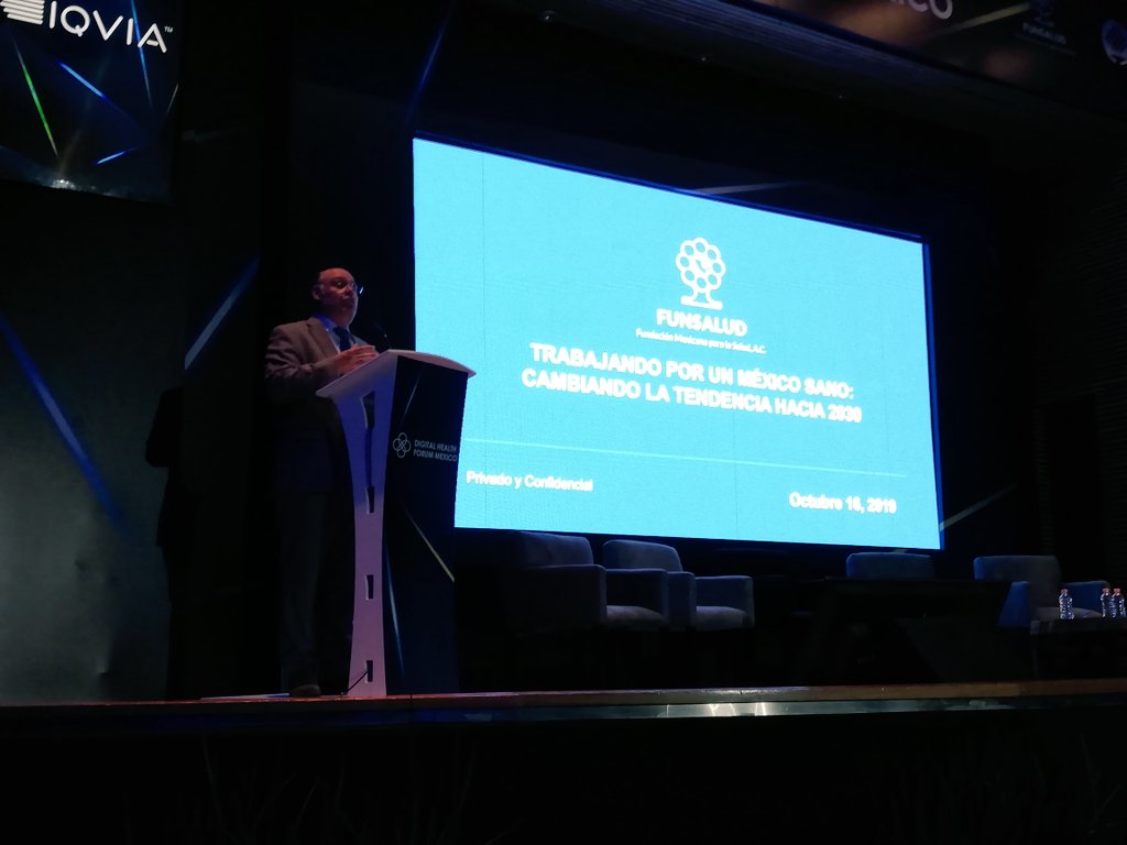 De acuerdo con Héctor Valle, en México hay grandes retos en materia de salud :Transición demográfica, insuficiente inversión en salud, recursos humanos, infraestructura y medicamentos.