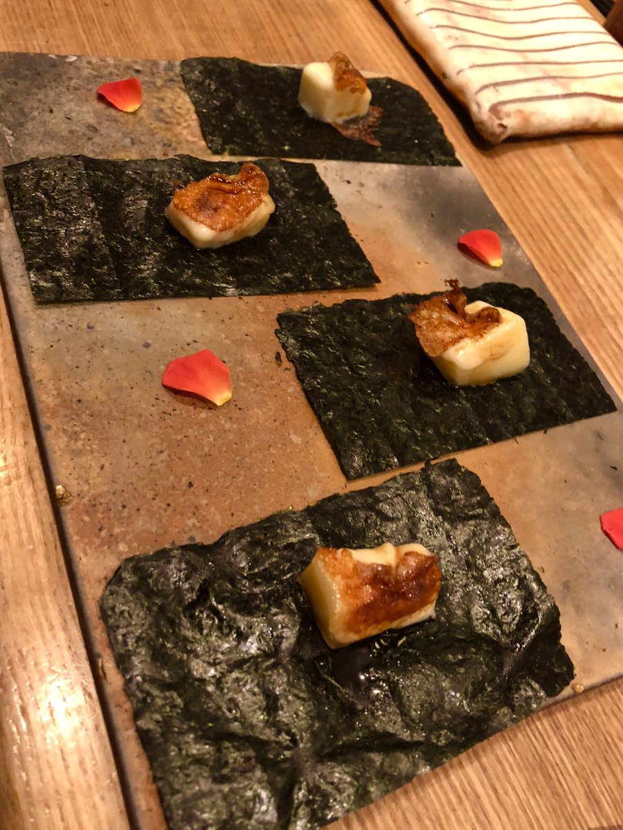 Shion Pa Twitter カチョカヴァッロ カチョカヴァッロチーズ焼き 焼き鳥屋さん 美味しい Cheese 海苔 チーズ好き 裏なんば お洒落 鶏が美味しい