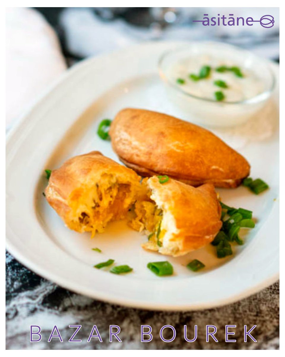 AsitaneIstanbul's tweet photo. From Asitane Autumn 2019 Menu List
“Bazar Bourek” (1539)
Fried dough parcels stuffed with diced pumpkins, spring onions, stick cheese, local “Manyas” cheese and feta cheese.

#borek #ottoman #food #foodie #gourmet #istanbulfoodie #istanbulgourmet #istanbulrestaurant https://t.co/YGC71zlkpR