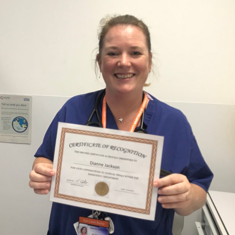 Well done to our STAR OF THE MONTH for September: Dianne Jackson, for her recruitment contributions to clinical trials in the Emergency Department (Keep up the good work!) 😀