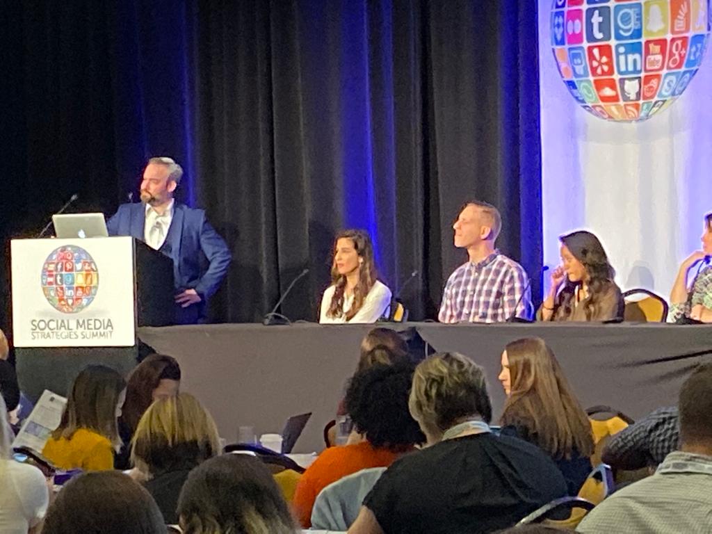 Proud to have taken the stage with such great folks: <a href="/Taisa_Veras/">Taisa</a> <a href="/John_D_Young/">JY</a> Roxanne Delete and <a href="/mandy55/">mandy55</a> fascinating discussion on what's next in social media #SMSsummit