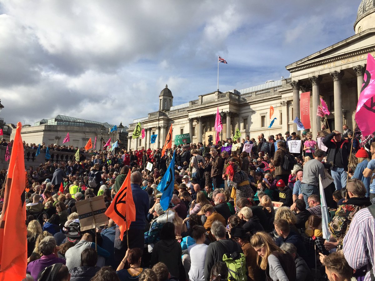 Our laws protect #Polluters  instead of our nature and planet.
It’s time #Ecocide  is recognised as a crime Internationally! 

stopecocide.earth

#CivilRights #NatureRights #ConscientiousProtectors  #EarthProtectors #ExtinctionRebellion #London #InternationalRebellion