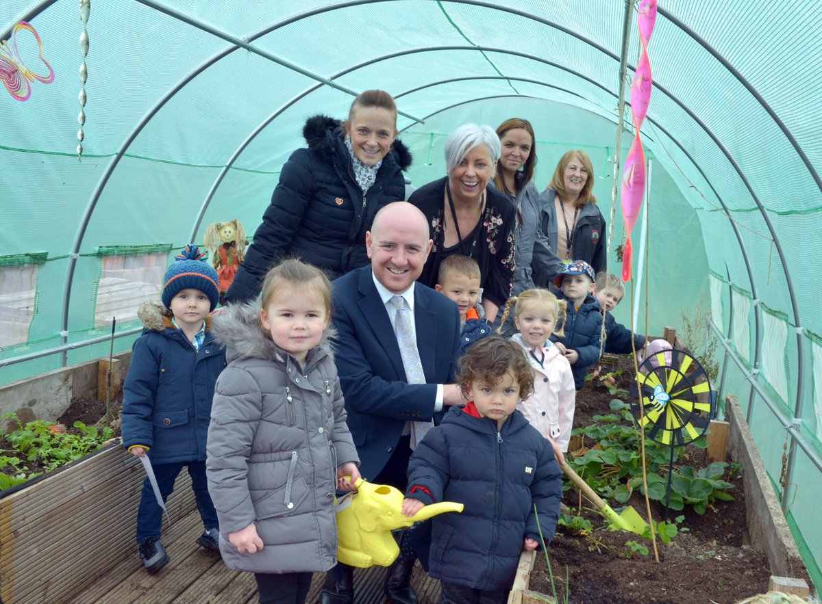 nlcpeople's tweet photo. Staff, parents and children at #Forgewood Family Learning Centre in #Motherwell were celebrating a glowing report from the @CareInspect
The report rated the quality of care and support as excellent and the quality of environment as very good.
https://t.co/M9UAWGEP08 https://t.co/n6fQZEv8op