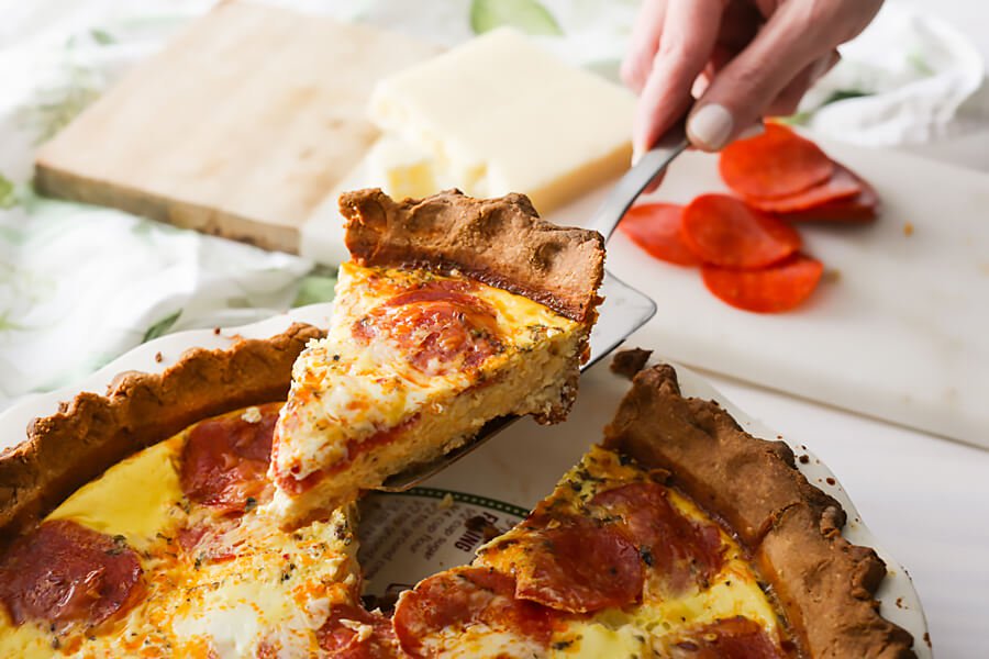 PART 2
-----------------------------
Quiche Filling:

1 cup shredded mozzarella cheese
15 slices pepperoni
6 large eggs
1 cup heavy cream
½ teaspoon Italian seasoning
¼ teaspoon red pepper flakes
Salt and pepper, to taste
#followbackalways #followbacknow #followback