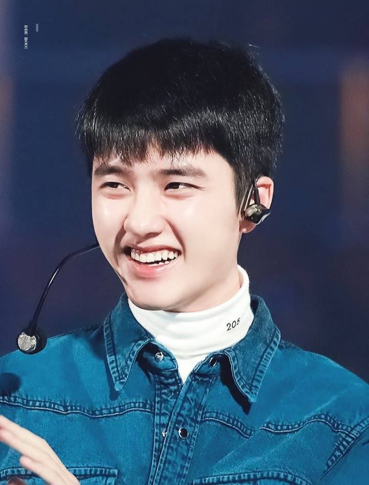 *•.¸♡ 𝐃-𝟒𝟔𝟕 ♡¸.•*Tell me, how can I not love you??? You deserve all the love in the world, bub. #도경수  #디오  @weareoneEXO