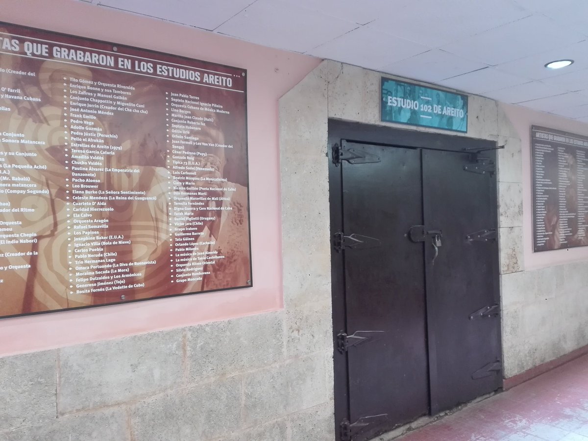 AreitoE's tweet photo. Reapertura hoy del Estudio 102 de Areito en homenaje a la jornada de la cultura cubana #AREITO #55EGREM #SOMOSCONTINUIDAD #VAMOSPORMAS https://t.co/fs0SAi0qTO