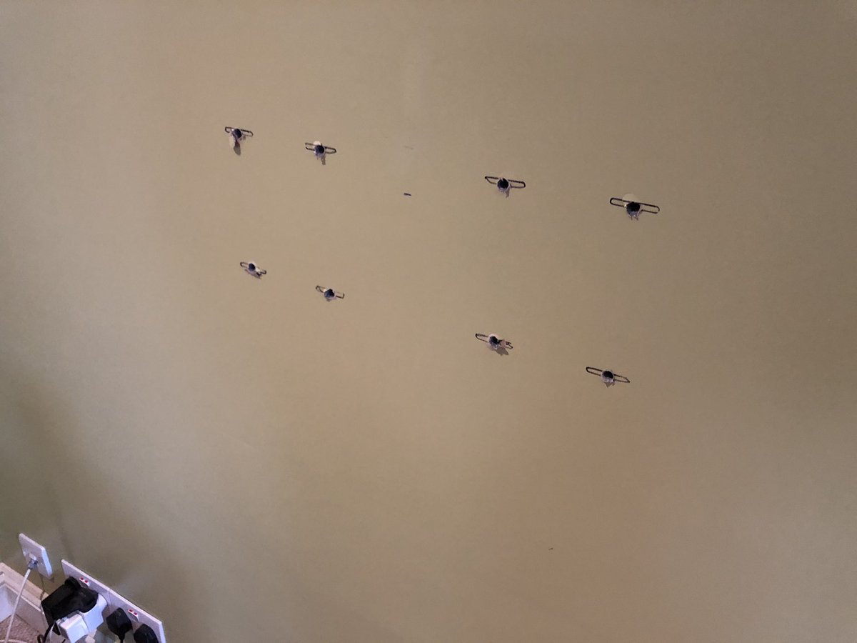 AscentAV's tweet image. Just mounted a 65” OLED on a fully articulated bracket on a dot and dab wall using @MetexOnline #Corefix anchors. Perfect!