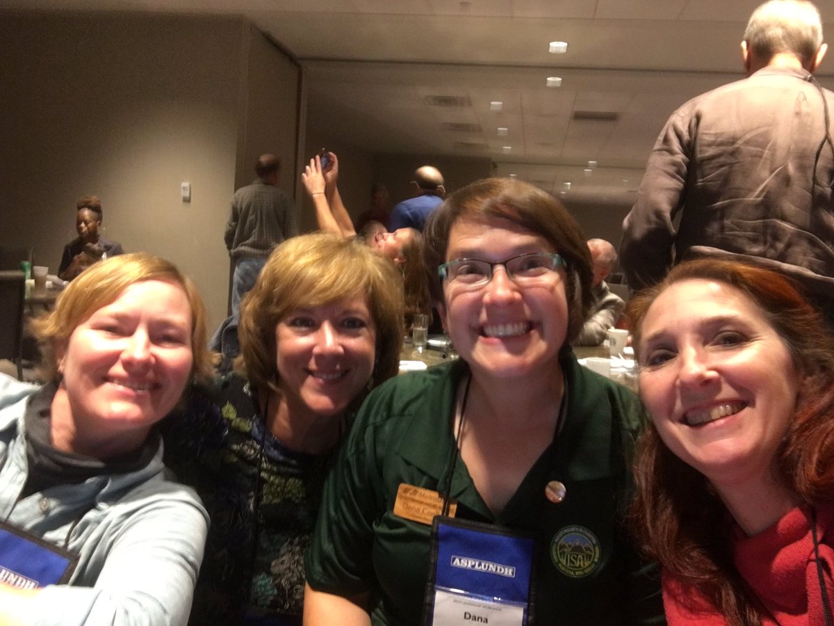 danabug113's tweet photo. Learning and leading across generations, states, and nations! @SarahSladek @Arborholic @treevangelist #ISALeadership2019 https://t.co/c8W7FZJf34