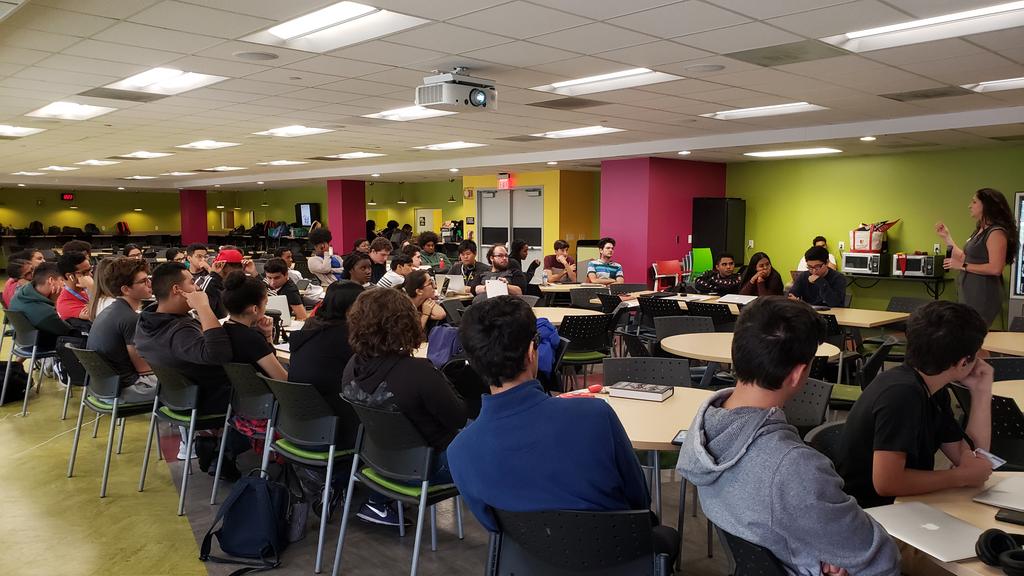 running4me19's tweet photo. College Application Day- @iPrepAcademy Seniors planning their future. #ApplyYourselfFL #CollegeReadyFL #BetterMakeRoom @StdtSvcsMDCPS @FLCollegeAccess Thanks to @WPI and @MercerYou for providing valuable information on the college application process. https://t.co/bp4wjI6Zep