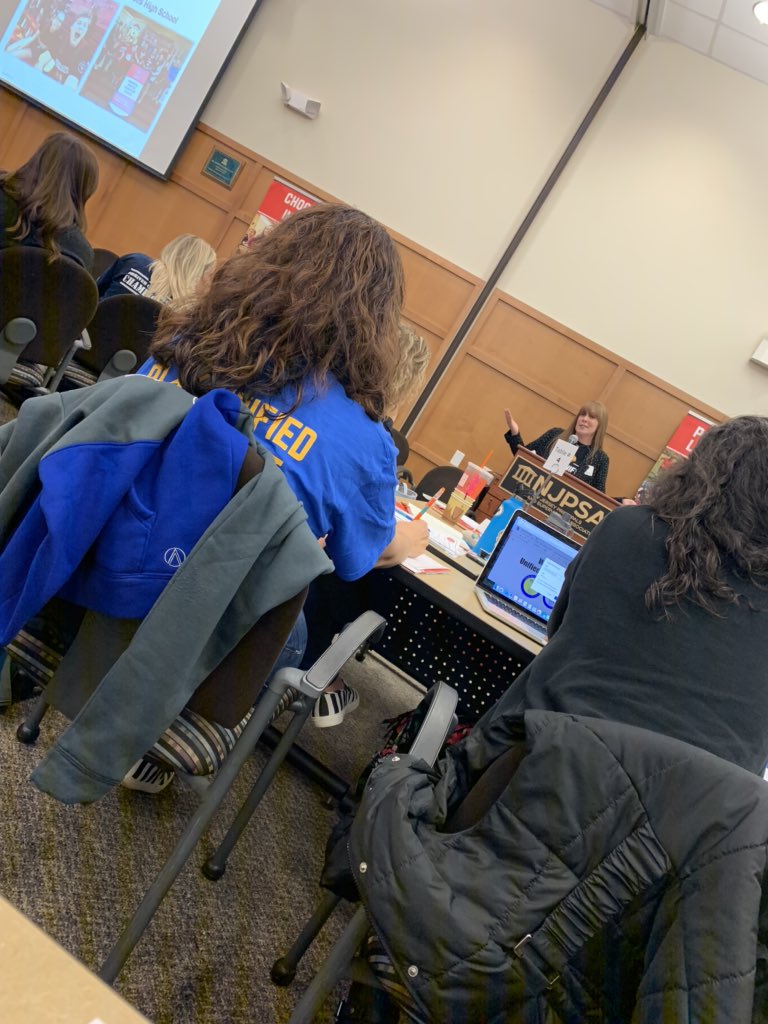 Mrs Corazza MOMS MD tweet media