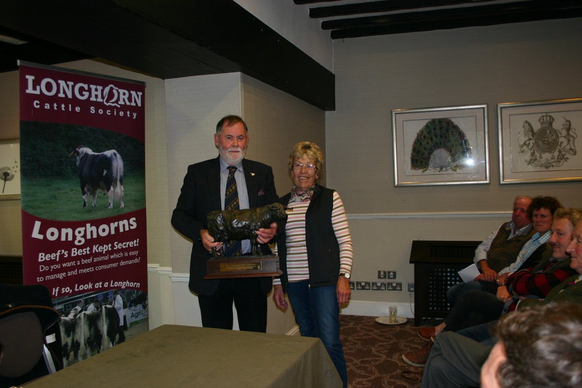 Congratulations to Bernard Llewellyn @Carreg_Cennen on being awarded the Longhorn Cattle Society's President's Award by outgoing President Sarah Coleman. It's given every two years to a member for their service to the Society and the breed, the winner is chosen by the President.