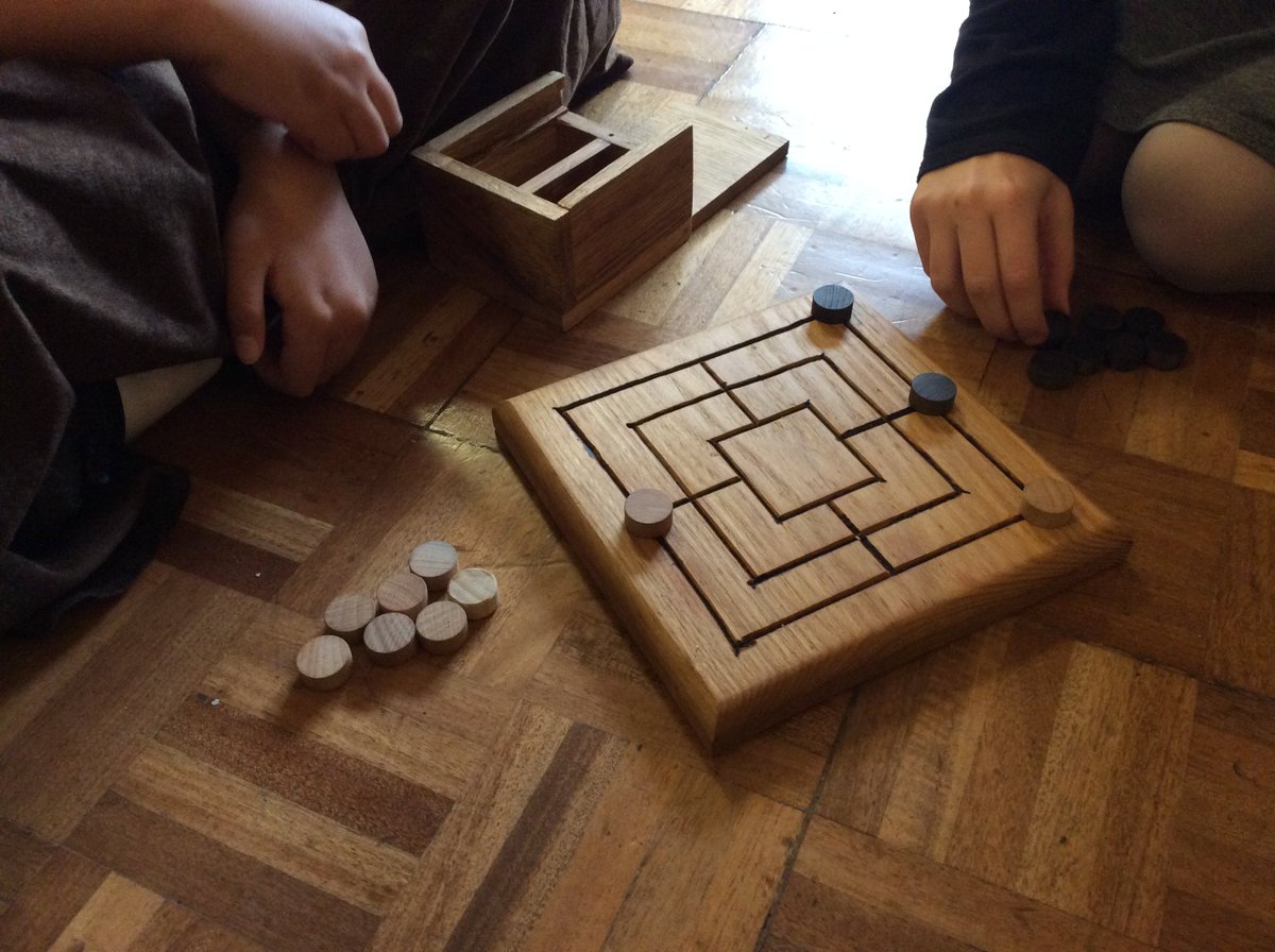 SJSNelson's tweet photo. What a fabulous day! Year Five immersed themselves in Anglo-Saxon life and learnt so much! Thank you @RptHistory! #WeLoveHistory #AngloSaxons https://t.co/KOZHLVclhO