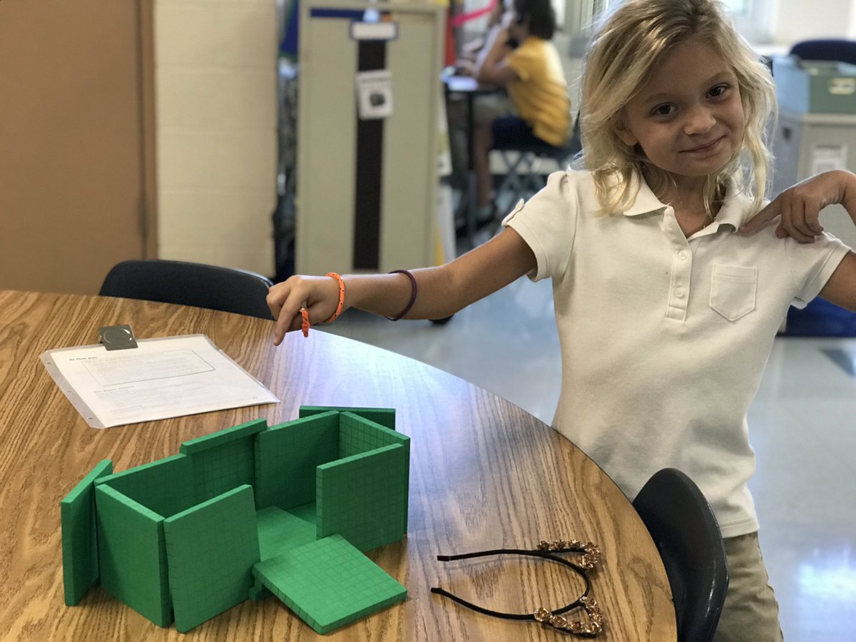 szeglowski's tweet photo. Happy Gifted Education Week! Love to see my students excited about learning! @HCPSDavisES @Gifted_HCPS @HCPSArea2 #HCPSGiftedEd https://t.co/rENGAgLqMq