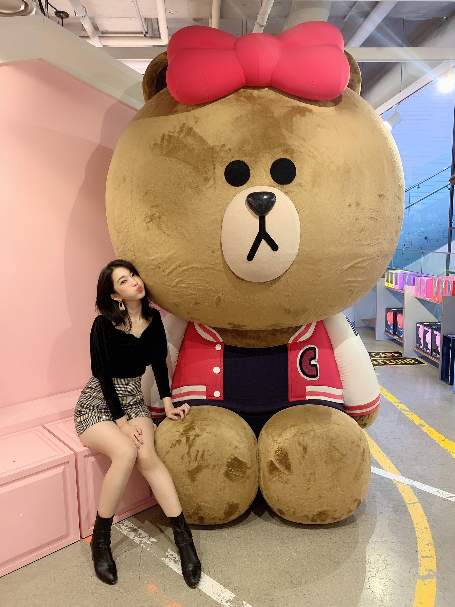 矢野里穂 韓国 ラインフレンズストア ラインフレンズ Ootd Bts T Co R2hyepv7k1 Twitter