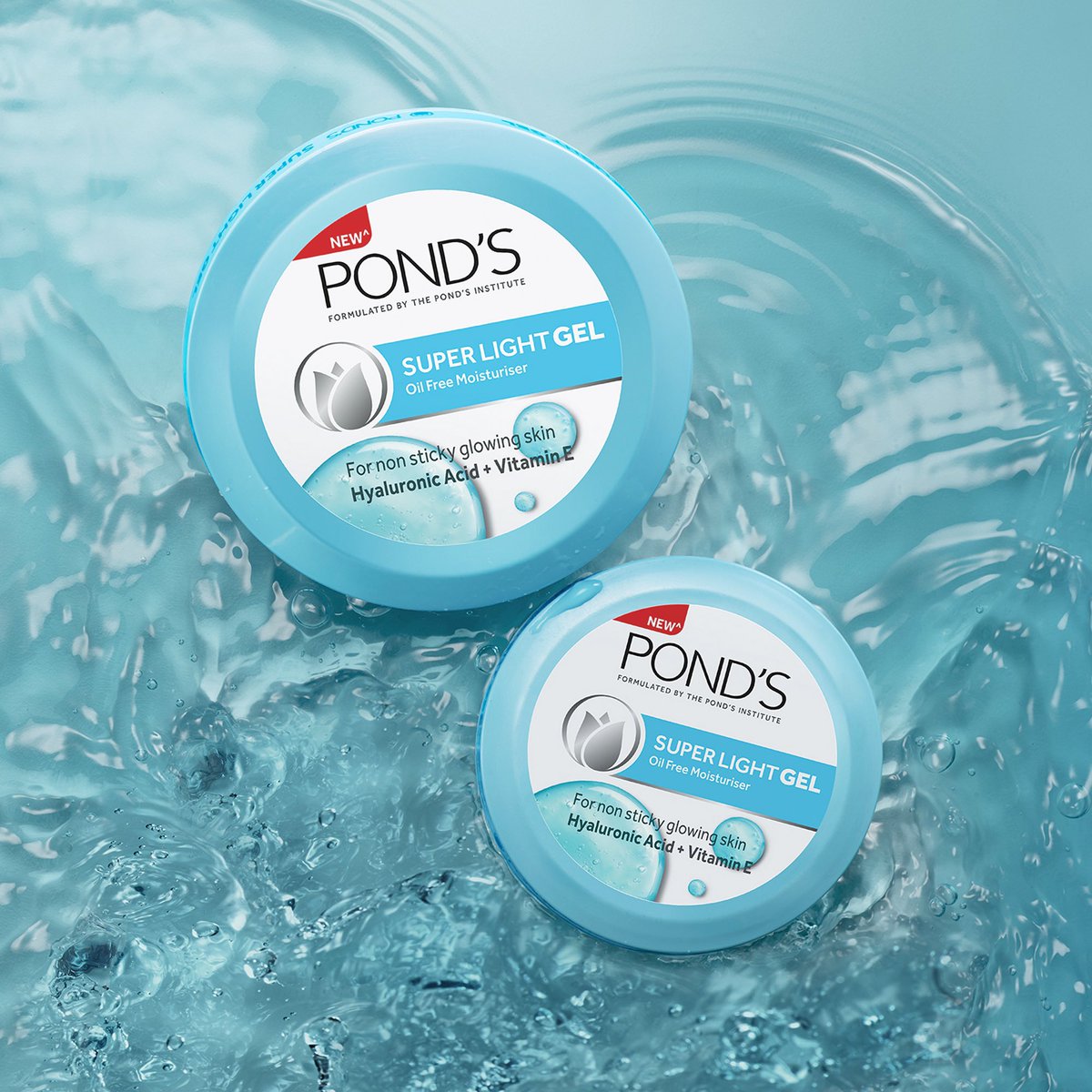 PondsIndia's tweet photo. #WaterFreshGlow for the win with Pond’s Super Light Gel!
Hands up 🙌🏽 if you’re in love with super moisturised skin that lasts for 24 hours 💦
#Ponds #PondsIndia #Skincare #Beauty https://t.co/3Fz6oZF6Rt